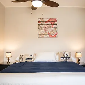 *** Bed and breakfast The Pier & Curaçao