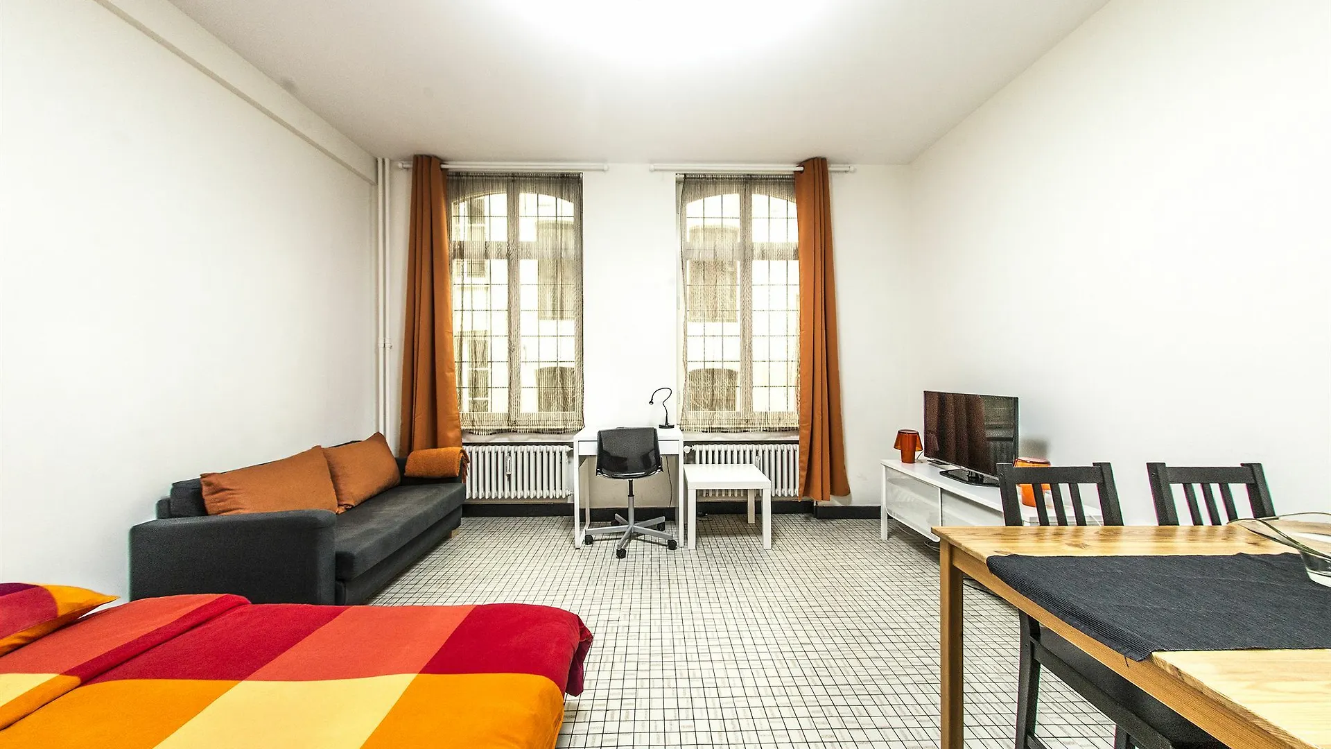 Rentbynight Aparthotel Brussels