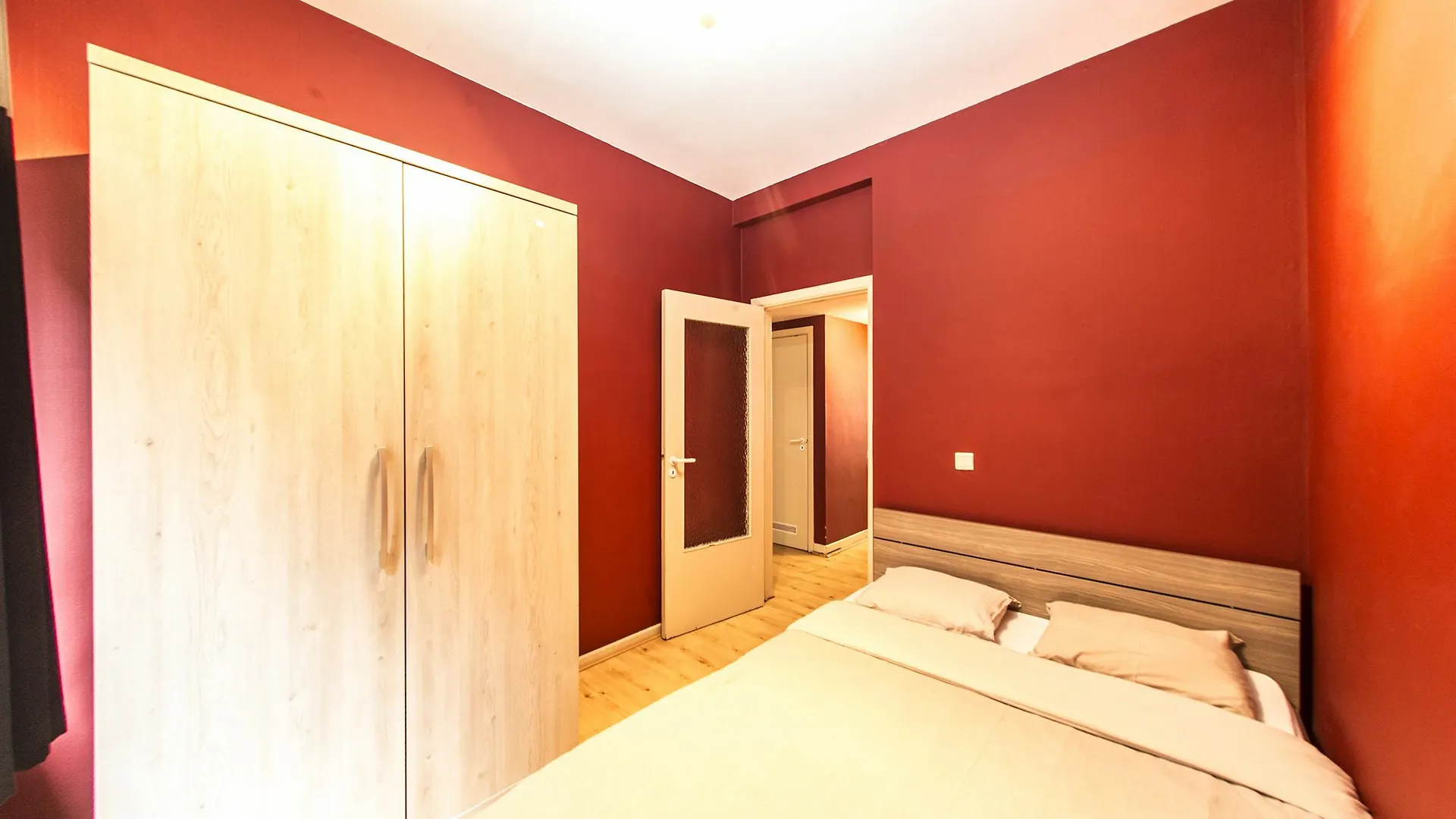 Rentbynight Aparthotel Brussels Belgium