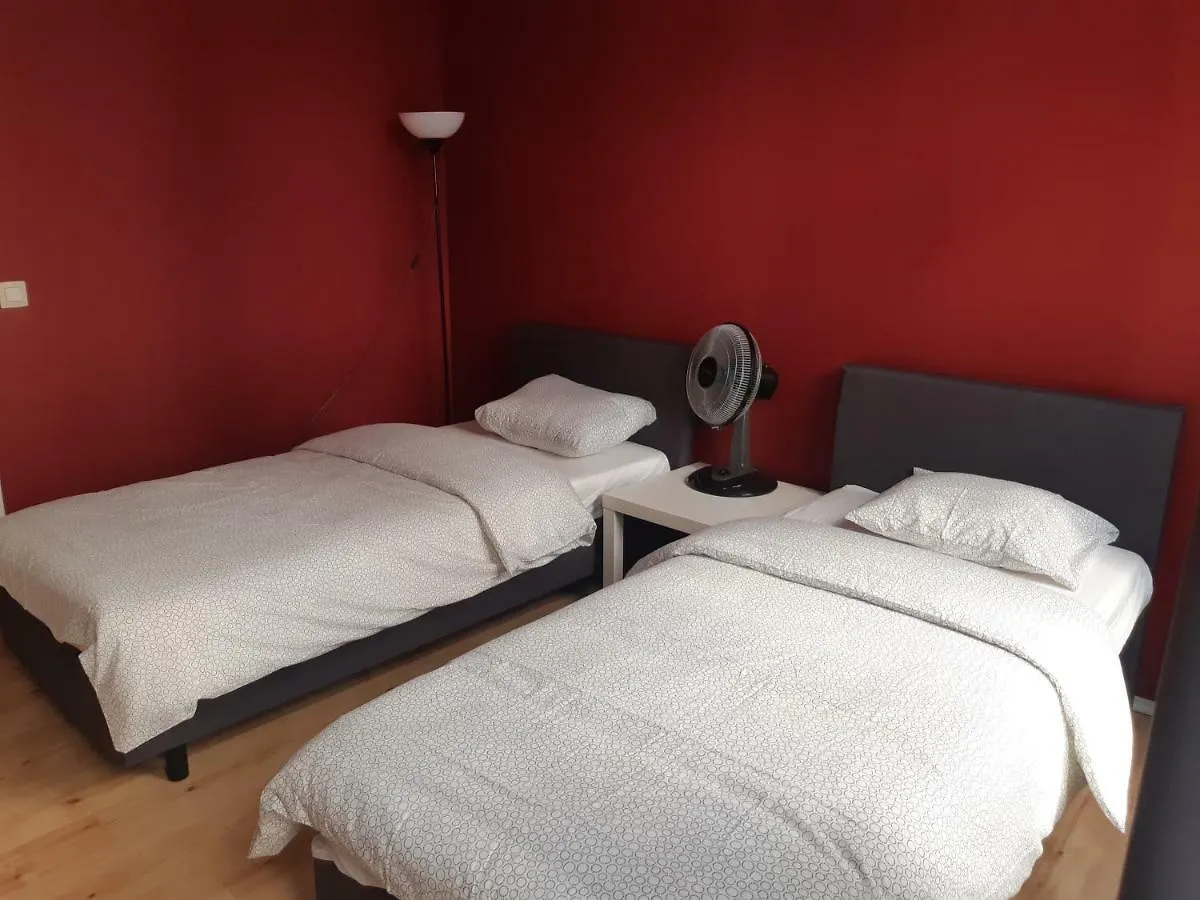 Rentbynight Aparthotel Brussels